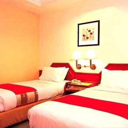The Emperor Hotel Malacca ภายนอก รูปภาพ