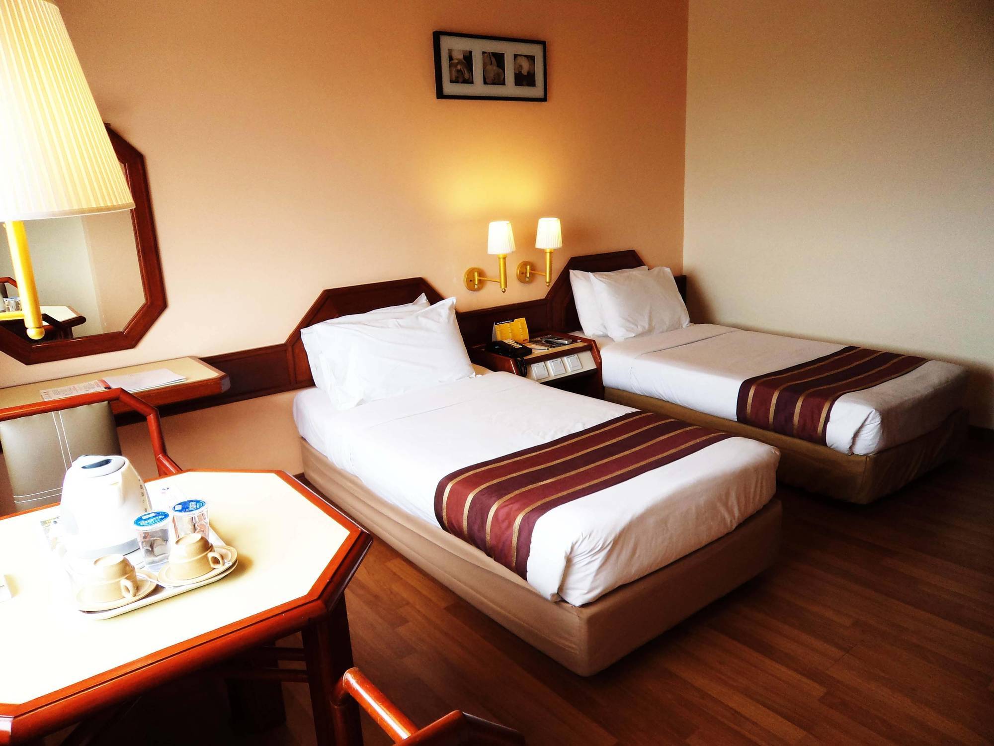The Emperor Hotel Malacca ภายนอก รูปภาพ