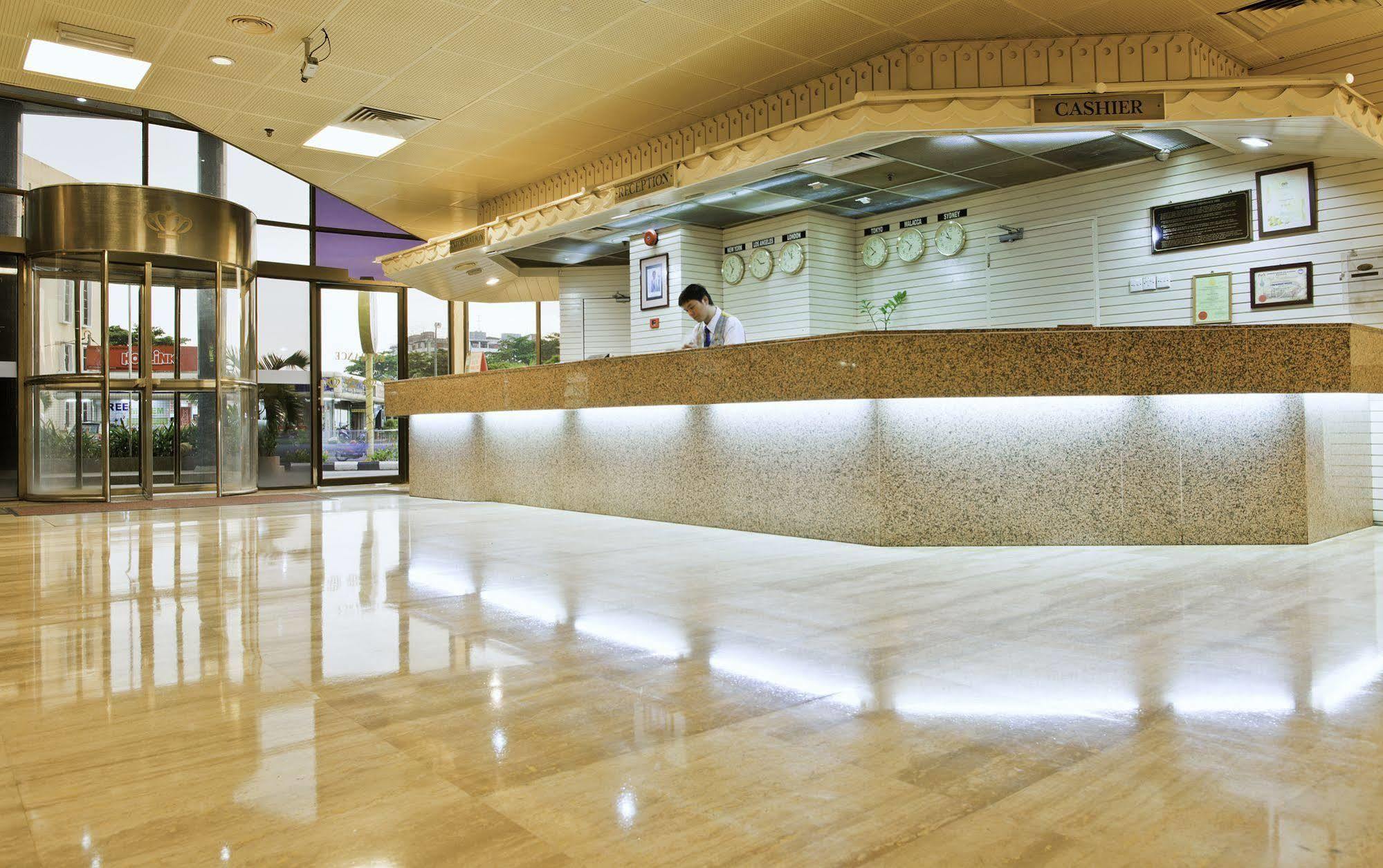 The Emperor Hotel Malacca ภายนอก รูปภาพ