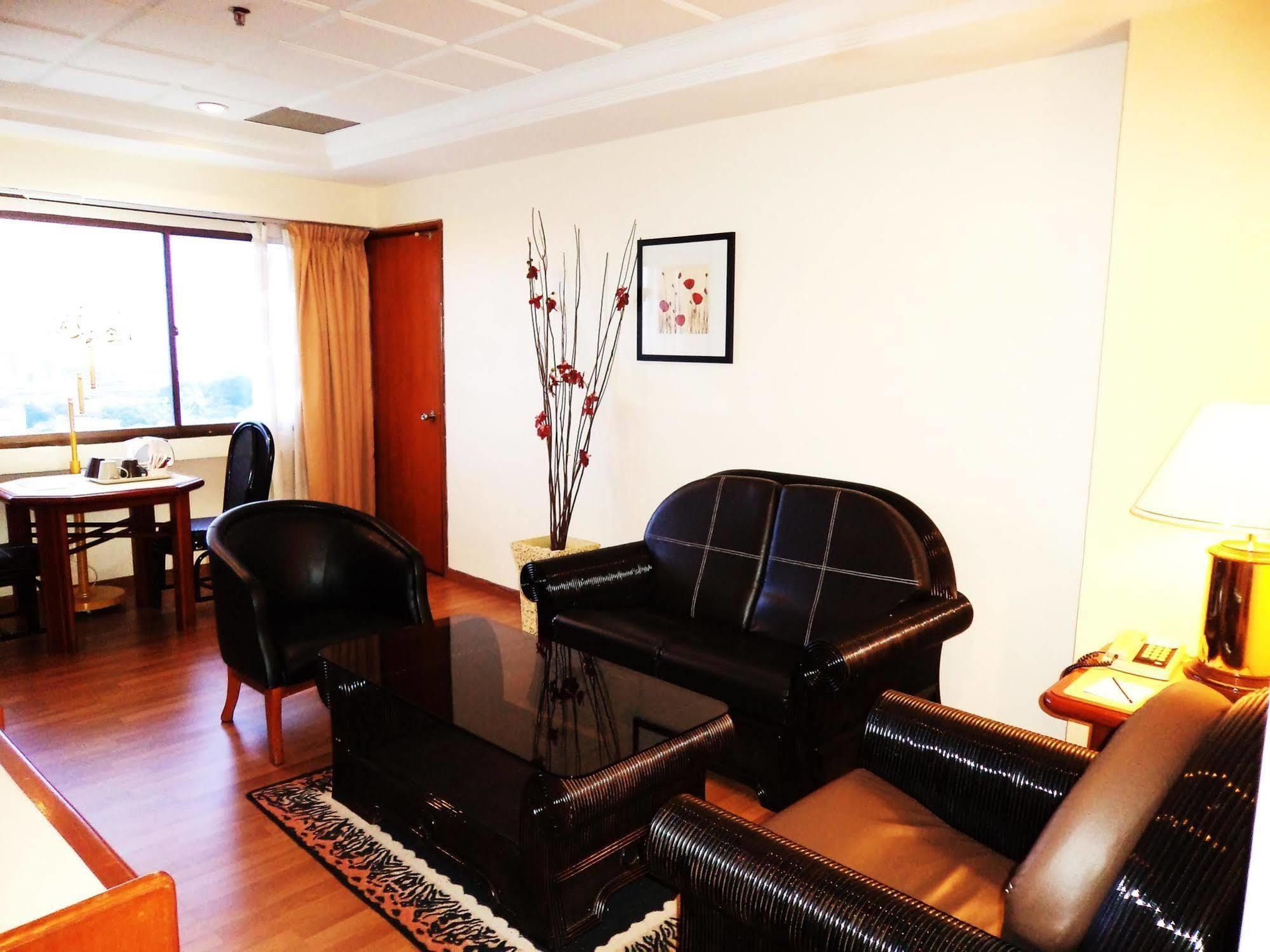 The Emperor Hotel Malacca ภายนอก รูปภาพ