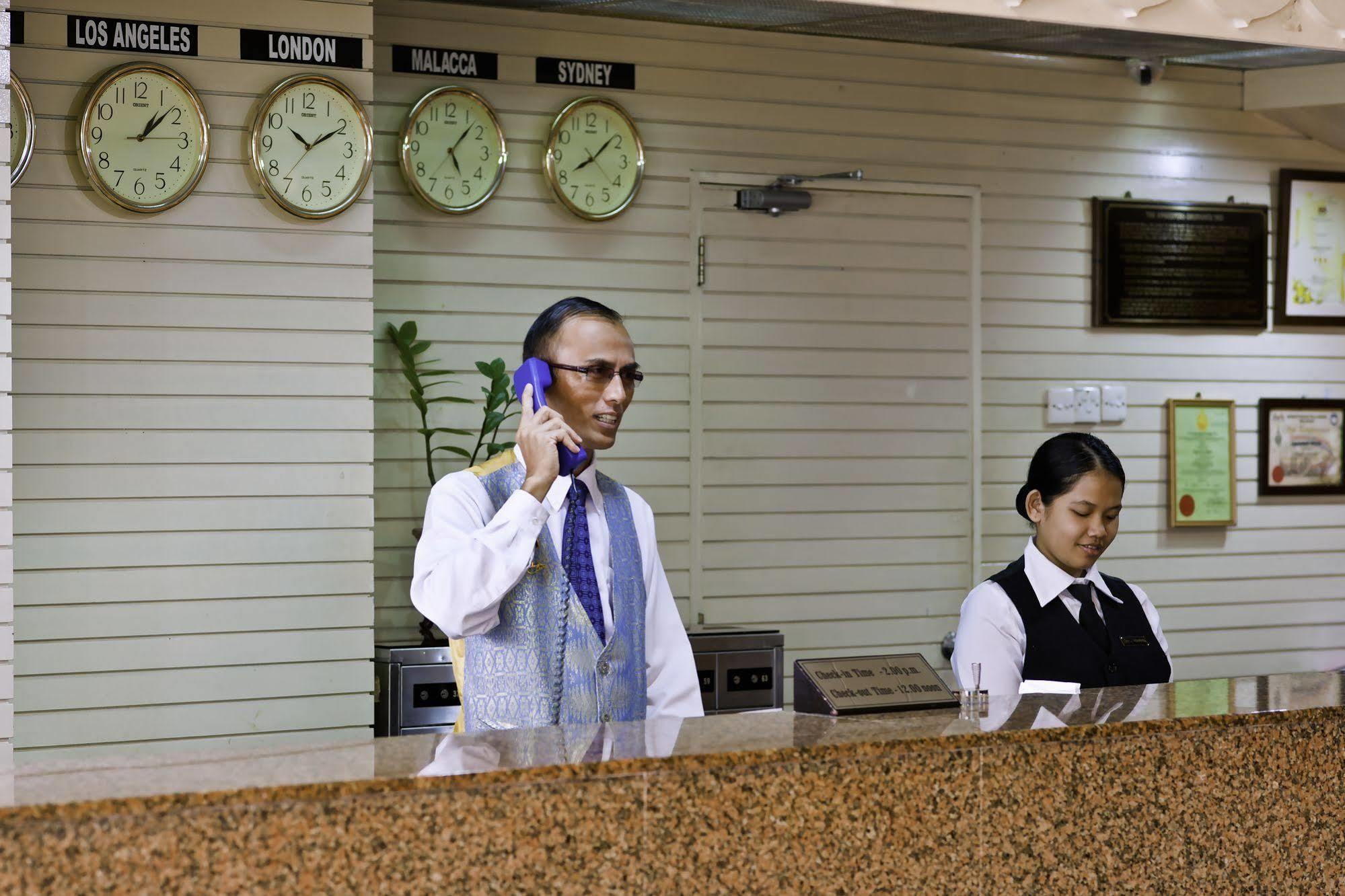 The Emperor Hotel Malacca ภายนอก รูปภาพ