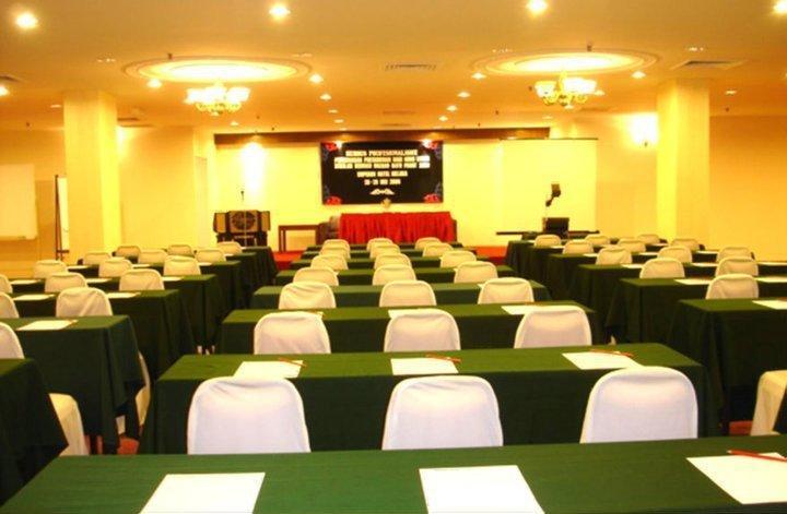 The Emperor Hotel Malacca ภายนอก รูปภาพ